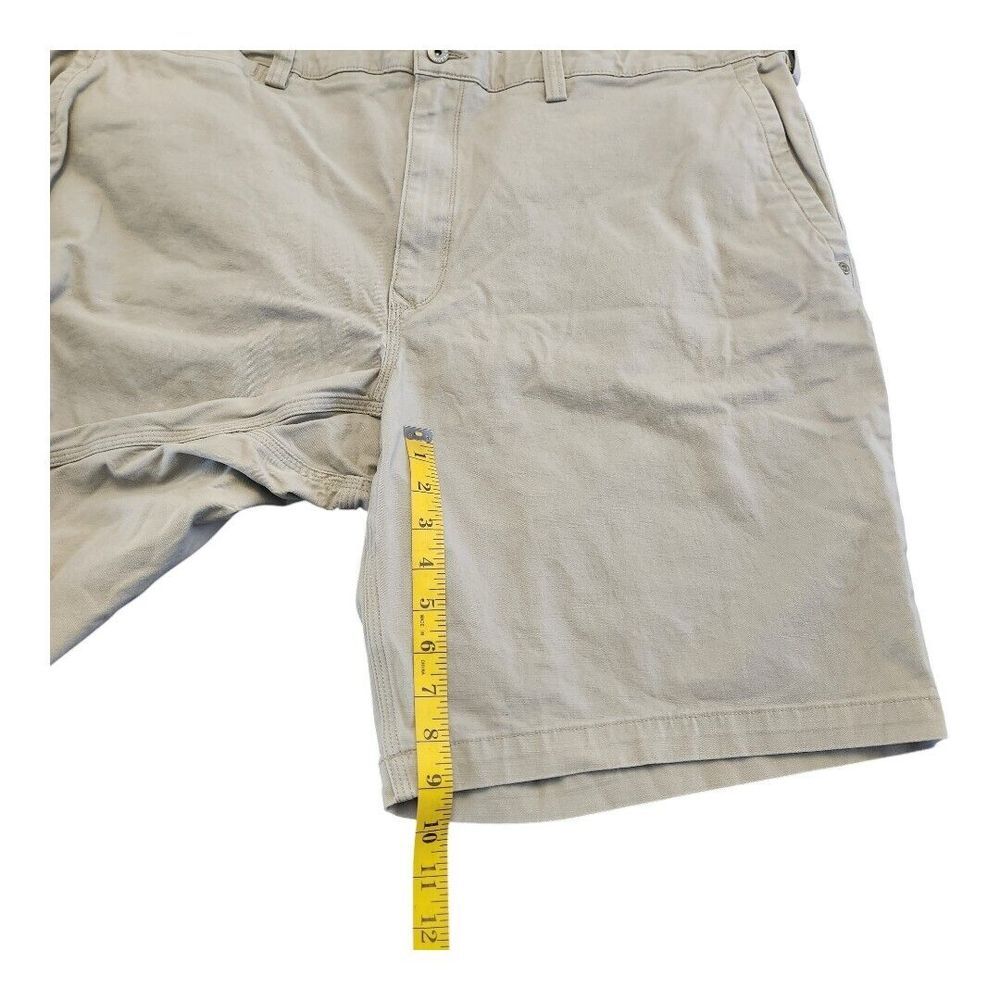 Duluth Flex Ballroom Khaki Shorts Mens 48 Relaxed‎ Fit Beige Stretch Workwear - Picture 6 of 11